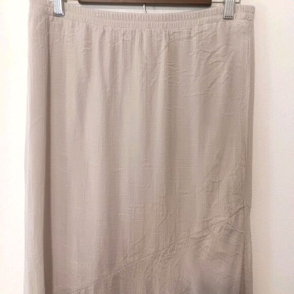 AGB Maxi Skirt M Beige Crinkled Texture Asymmetrical Hem Elastic Waist Lined - Picture 3 of 11